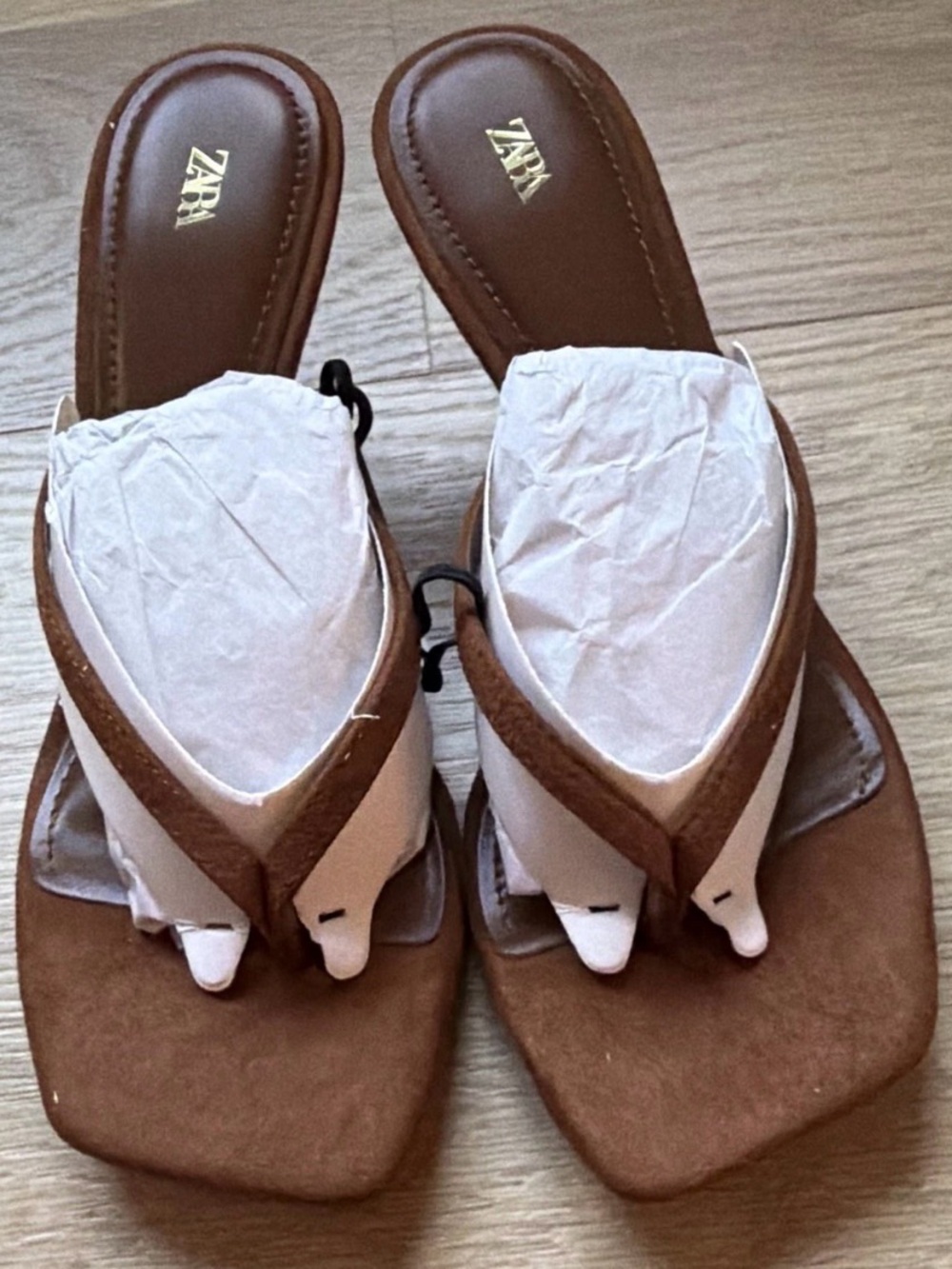 Zara Suede Brown kitten heels Thong Sandals